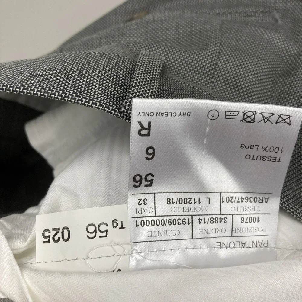 CANALI Men's Slim Fit‎ 100% Wool Grey Woven Suit, Size 46R (56 EU)